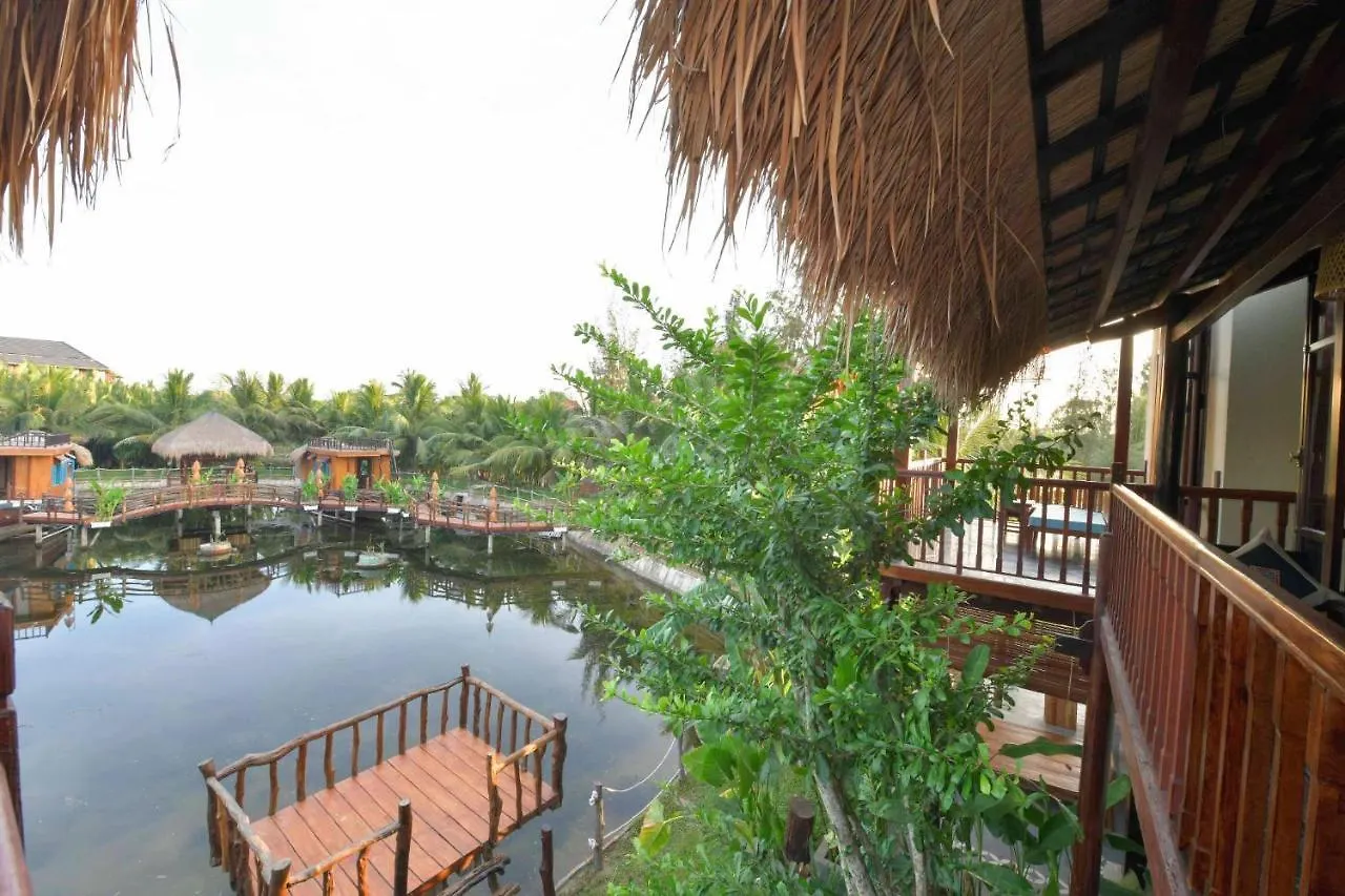 Zest Resort & Spa Хойан